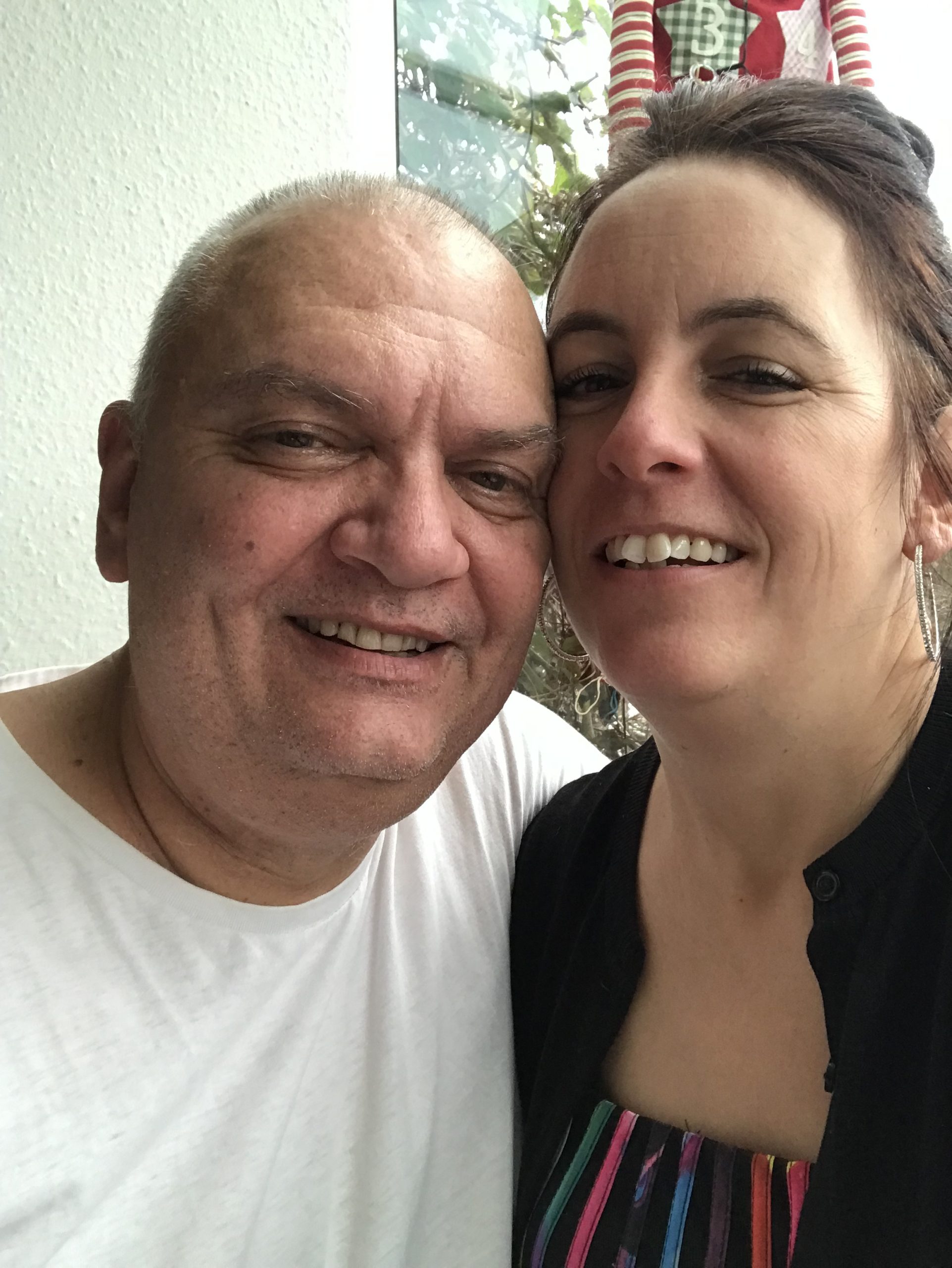 Flemming og Maria fra Omtanke – Terapi & Hypnose i samtale i klinikken – faglighed, nærvær og samarbejde